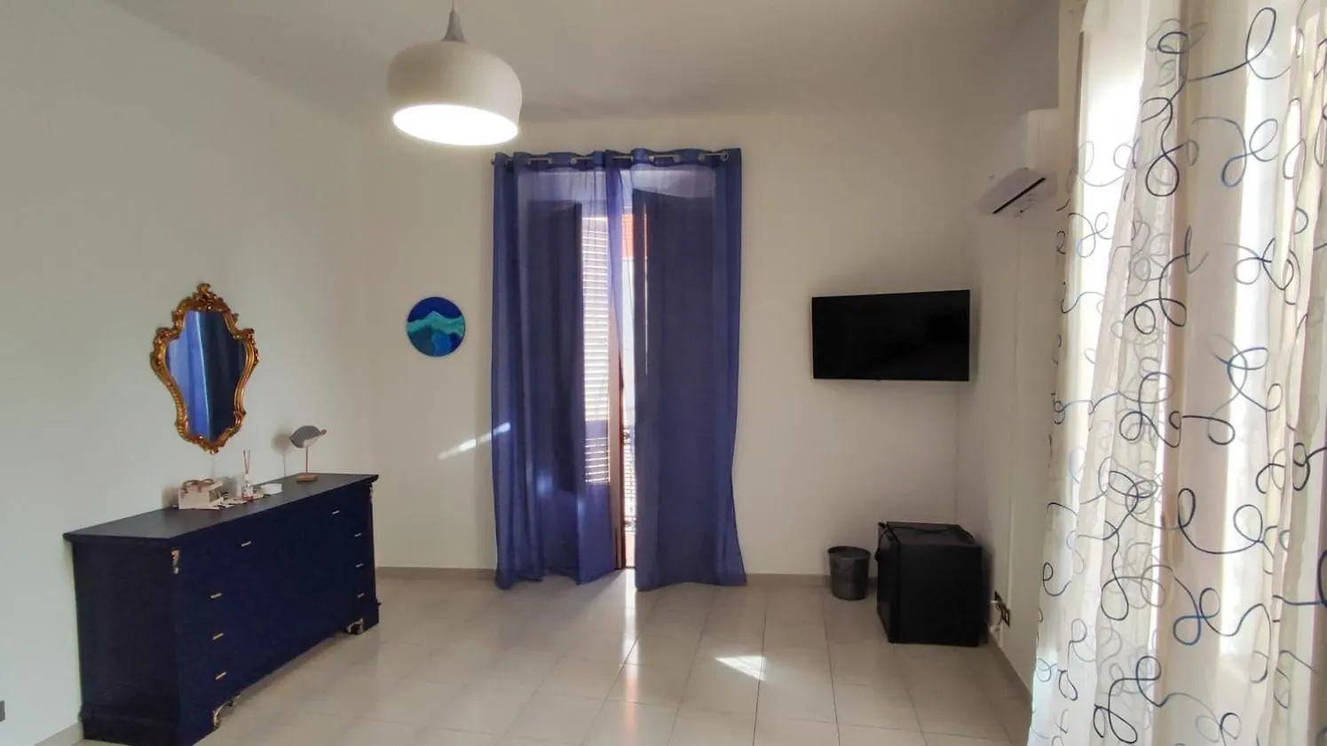 Petite Etoile Hotel Sant'Agata di Militello Guest house